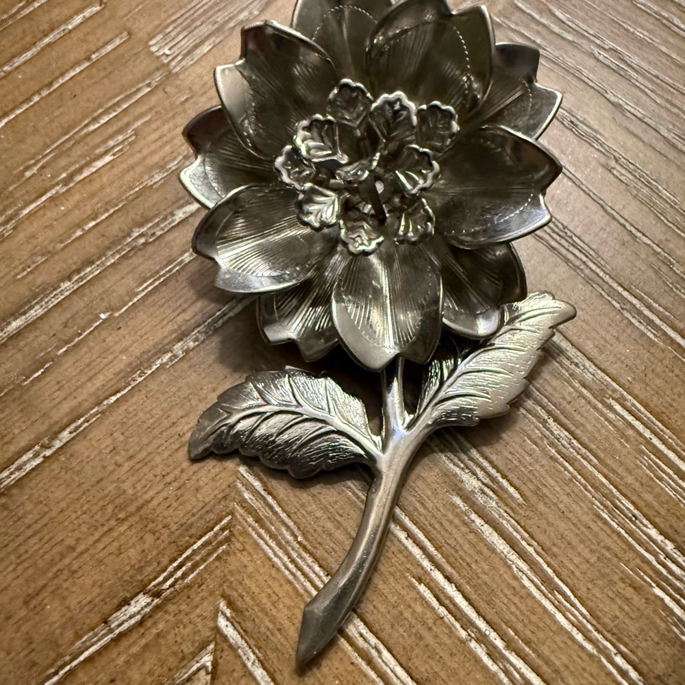 Silver Flower Brooch